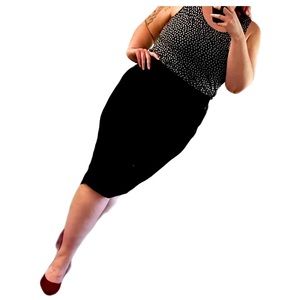 Torrid Black CrissCross Hem Pencil Skirt (NWOT)